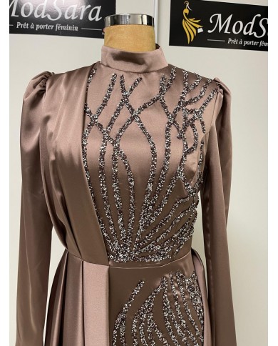 yandan tasli saten abiye